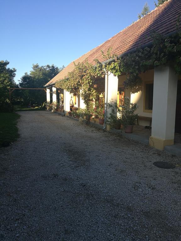 Koppany Lovasudvar Bakonykoppány Extérieur photo